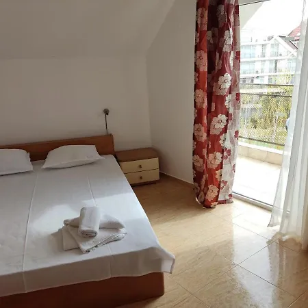 Апартамент Grahams Spacious 2 Bed For Rent At Sunny
