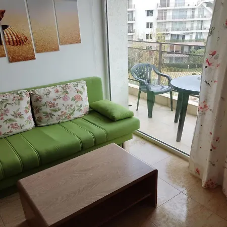 Grahams Spacious 2 Bed For Rent At Sunny *